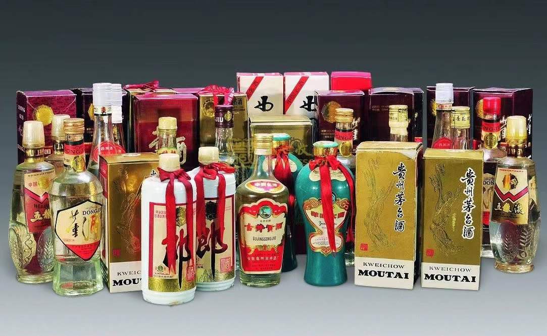 抱由镇名酒回收